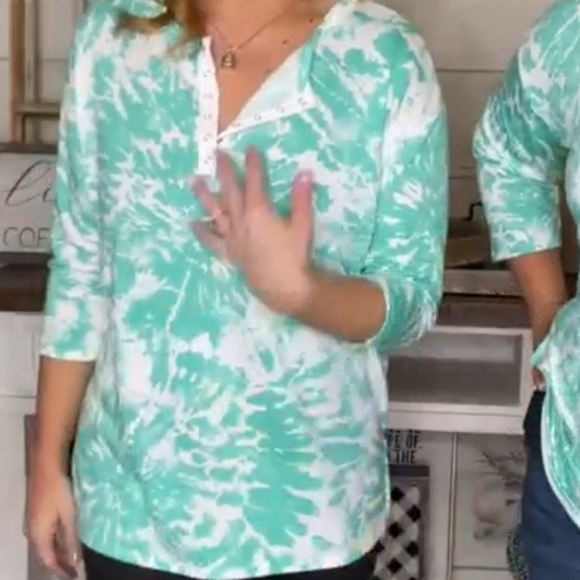 NWT HoneyMe brightly colored mint 3/4 sleeve size S - Picture 8 of 8